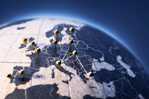 IT-Strategy & Market Expansion Consulting